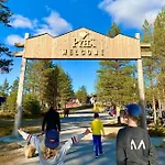 Апартаменты Arctic Ski-in Family - Lapland National Park, Slopes, Trails, Just Steps From Local Services, Yet Peaceful *