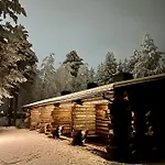 Arctic Ski-in Family - Lapland National Park, Slopes, Trails, Just Steps From Local Services, Yet Peaceful Апартаменты