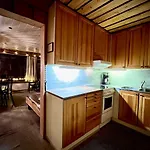 Апартаменты Arctic Ski-in Family - Lapland National Park, Slopes, Trails, Just Steps From Local Services, Yet Peaceful