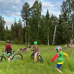 Arctic Ski-in Family - Lapland National Park, Slopes, Trails, Just Steps From Local Services, Yet Peaceful
