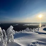 Arctic Ski-in Family - Lapland National Park, Slopes, Trails, Just Steps From Local Services, Yet Peaceful